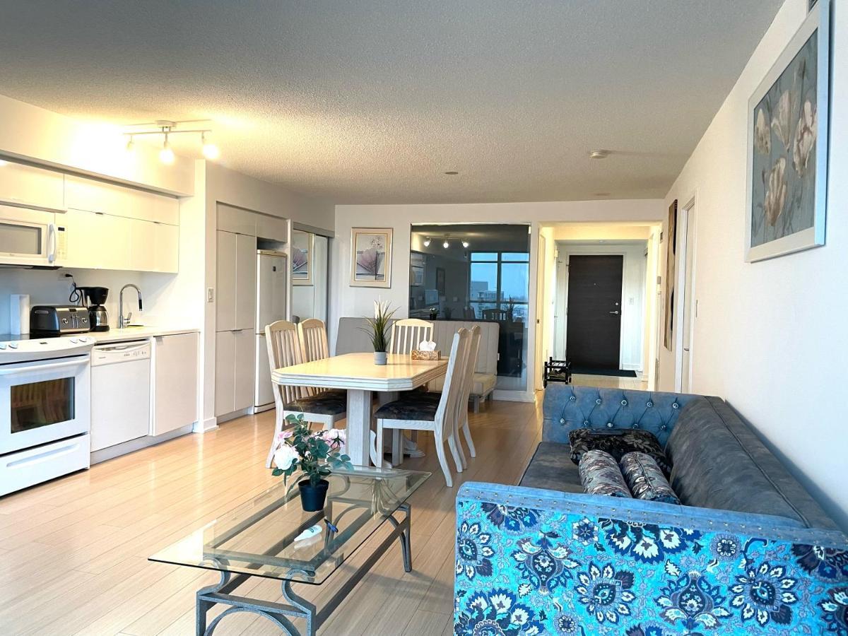 Three-Bedroom Condo With Free Parking Nearby Cn Tower With Lake View Toronto Exterior foto
