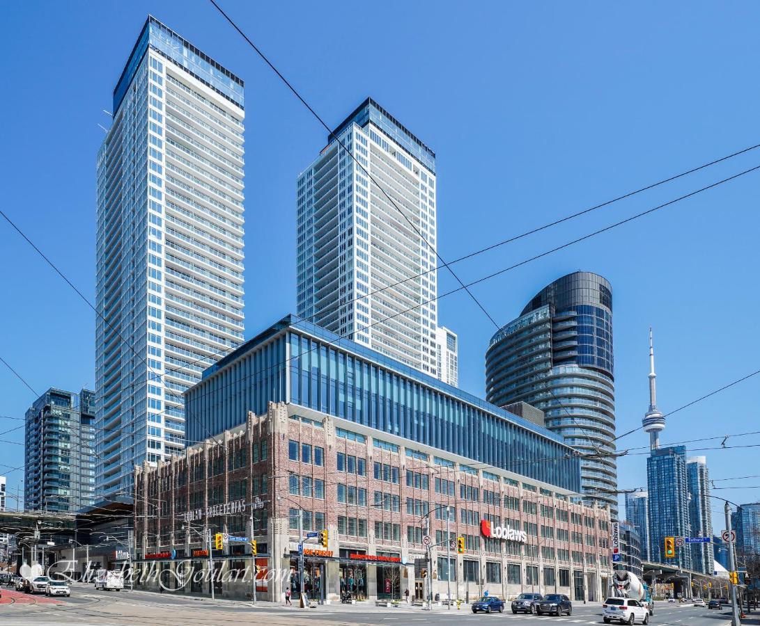 Three-Bedroom Condo With Free Parking Nearby Cn Tower With Lake View Toronto Exterior foto